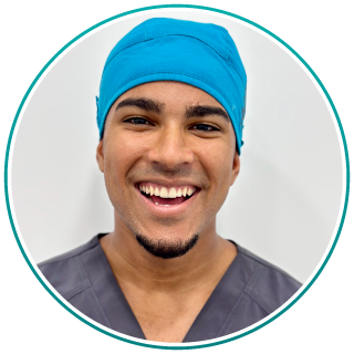 BRAYAN-DIAZ-higienista-dental-spa-clinics